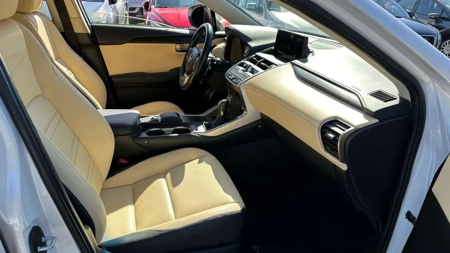 LEXUS NX -