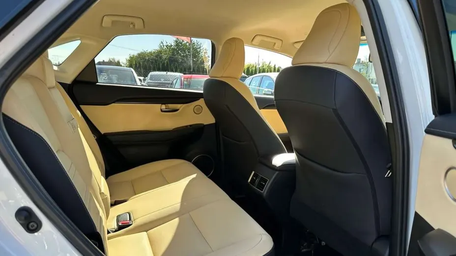 LEXUS NX -