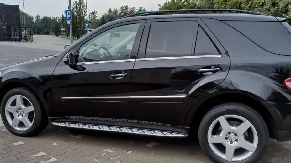 MERCEDES-BENZ ML -