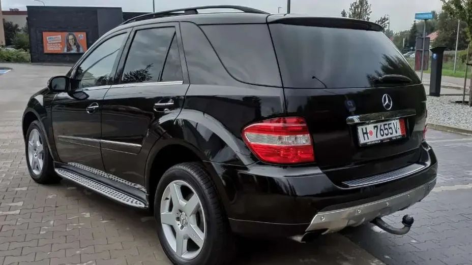 MERCEDES-BENZ ML -