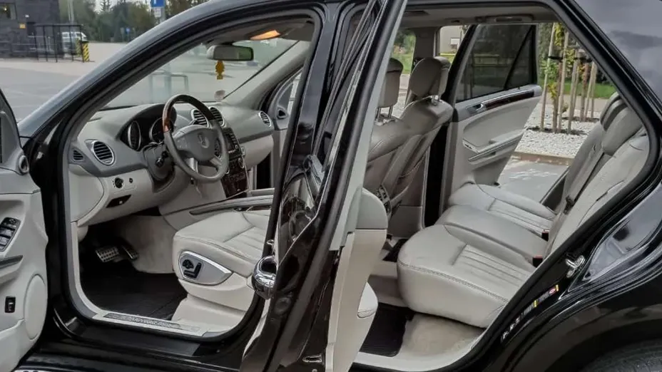 MERCEDES-BENZ ML -