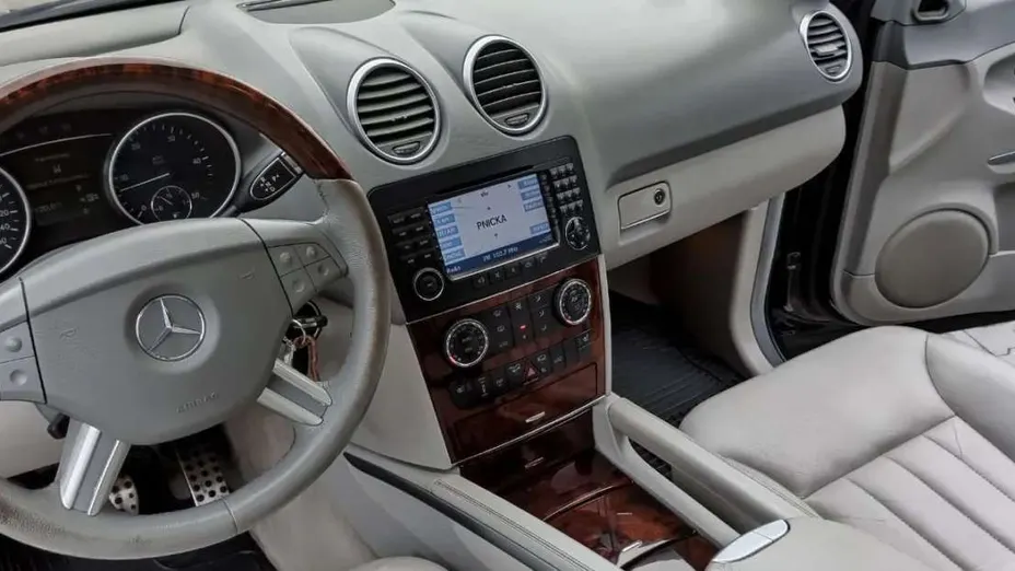 MERCEDES-BENZ ML -