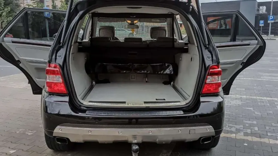 MERCEDES-BENZ ML -