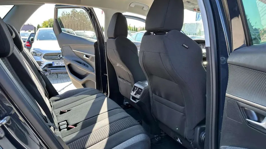 PEUGEOT 3008 -
