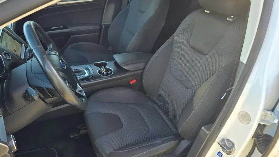 FORD Mondeo -