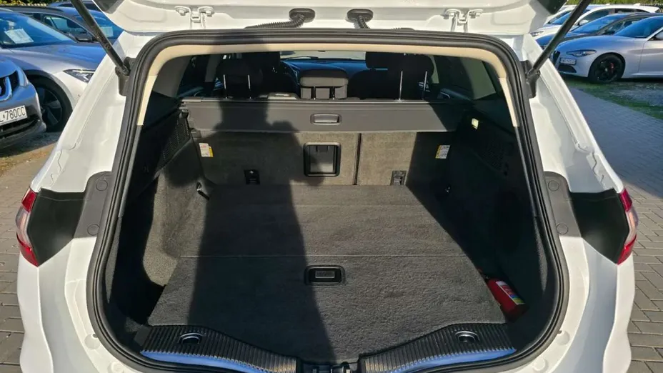 FORD Mondeo -