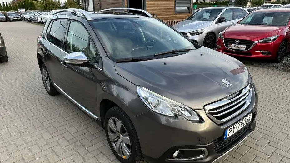 PEUGEOT 2008 -