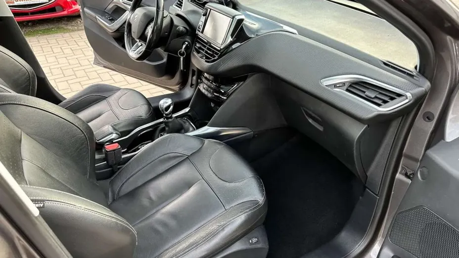 PEUGEOT 2008 -