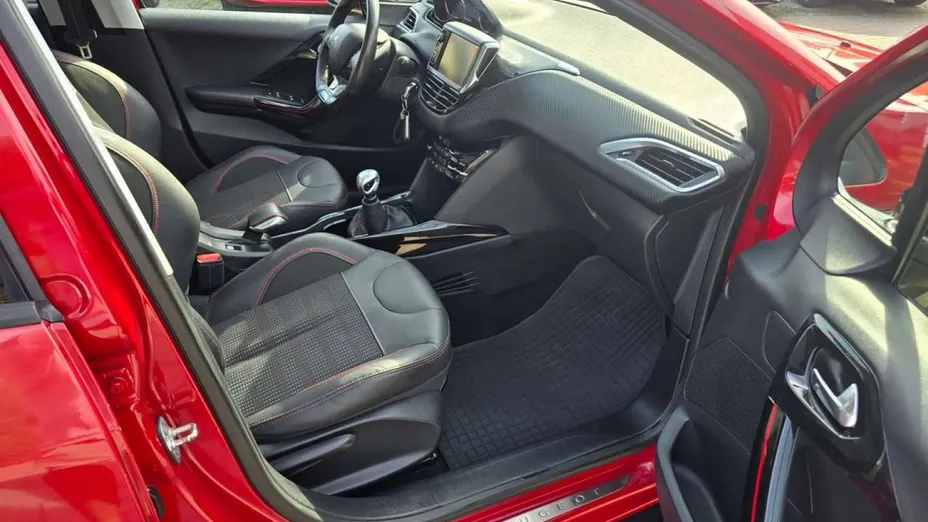 PEUGEOT 2008 -