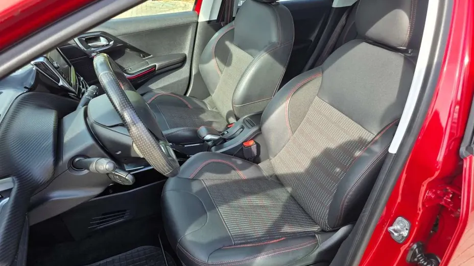 PEUGEOT 2008 -