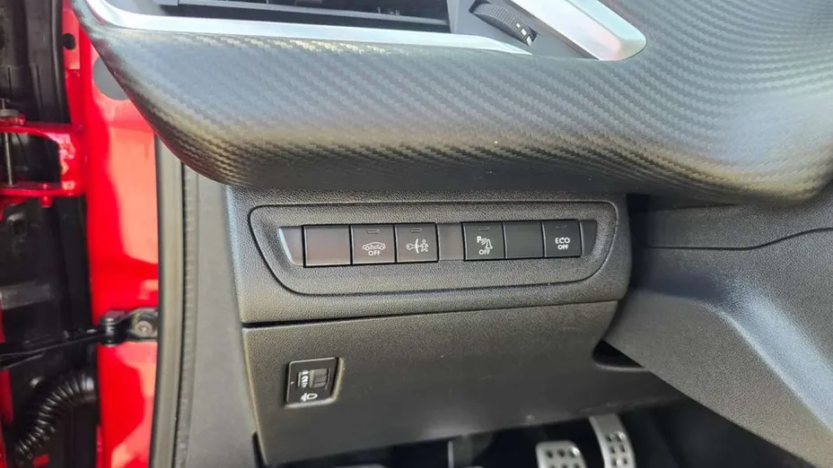 PEUGEOT 2008 -
