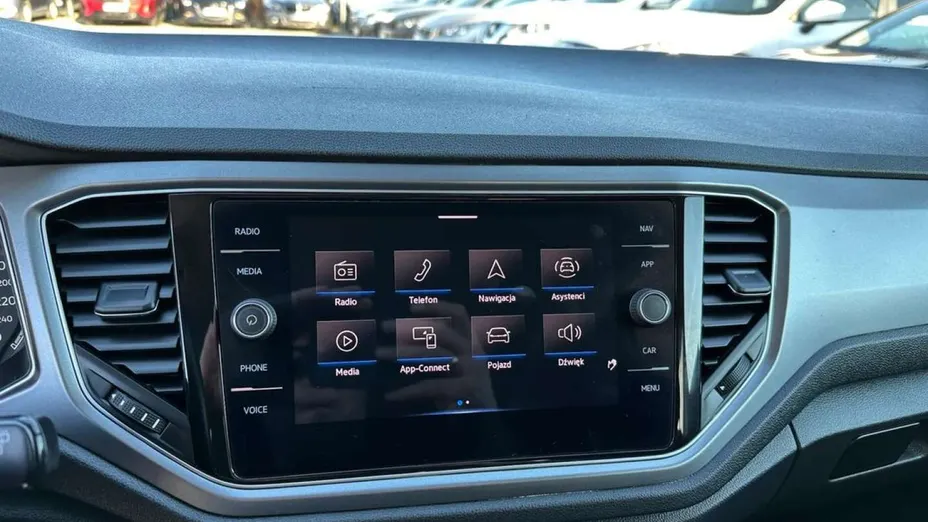 VOLKSWAGEN T-ROC -