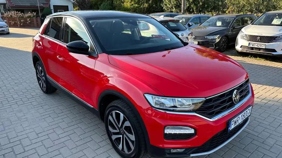 VOLKSWAGEN T-ROC -