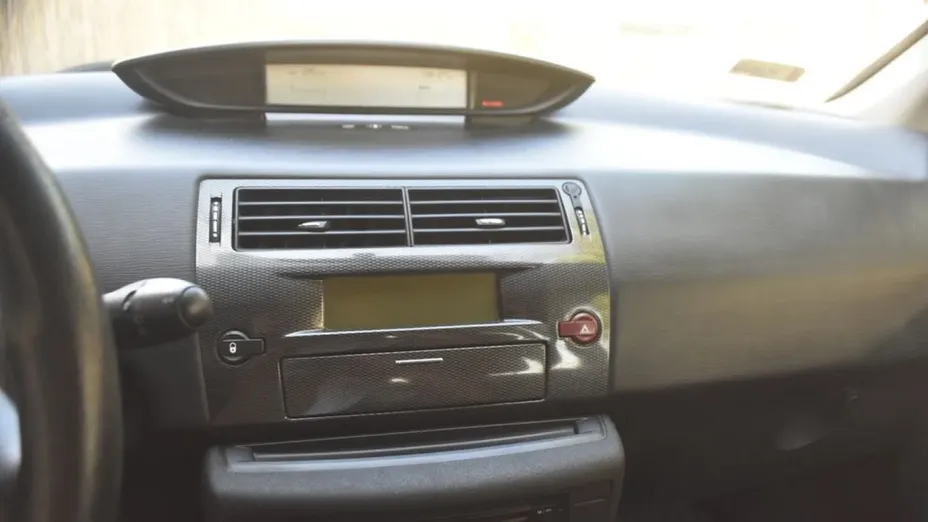 CITROEN C4 -