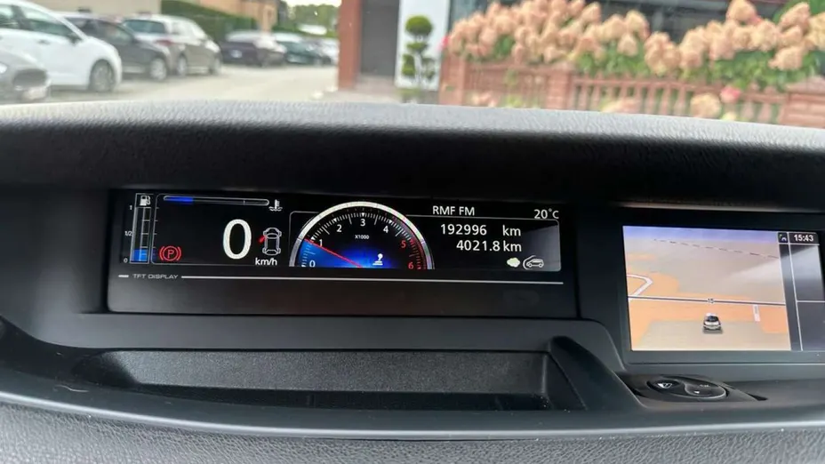 RENAULT Scenic -