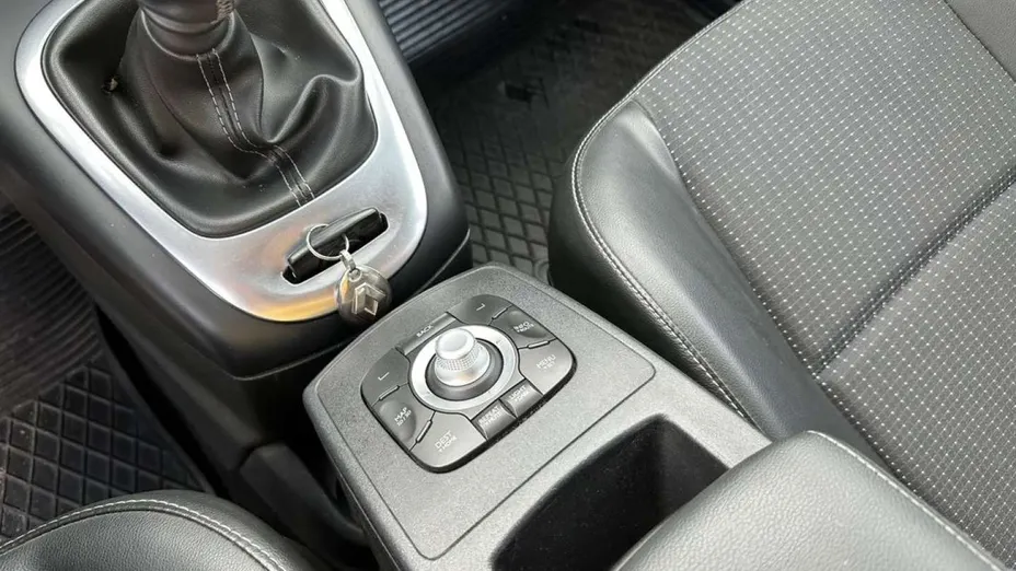 RENAULT Scenic -