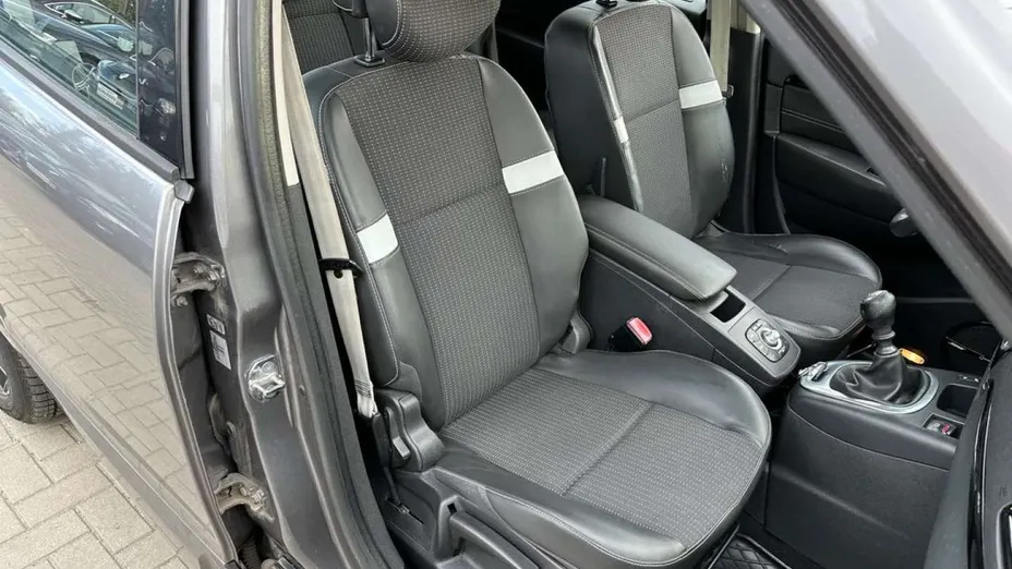 RENAULT Scenic -