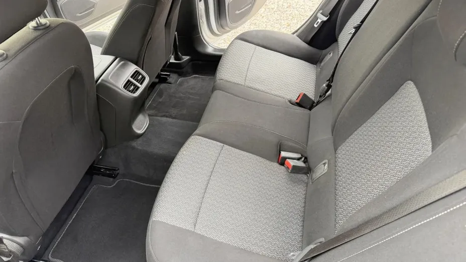 OPEL Insignia -