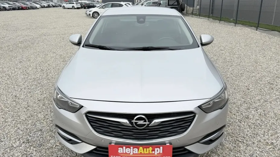 OPEL Insignia -