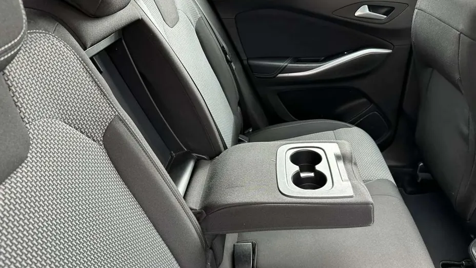 OPEL Grandland X -