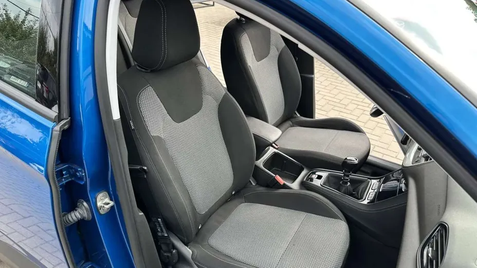 OPEL Grandland X -