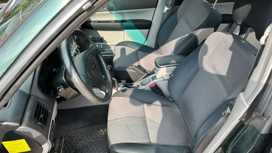 SUBARU Forester -