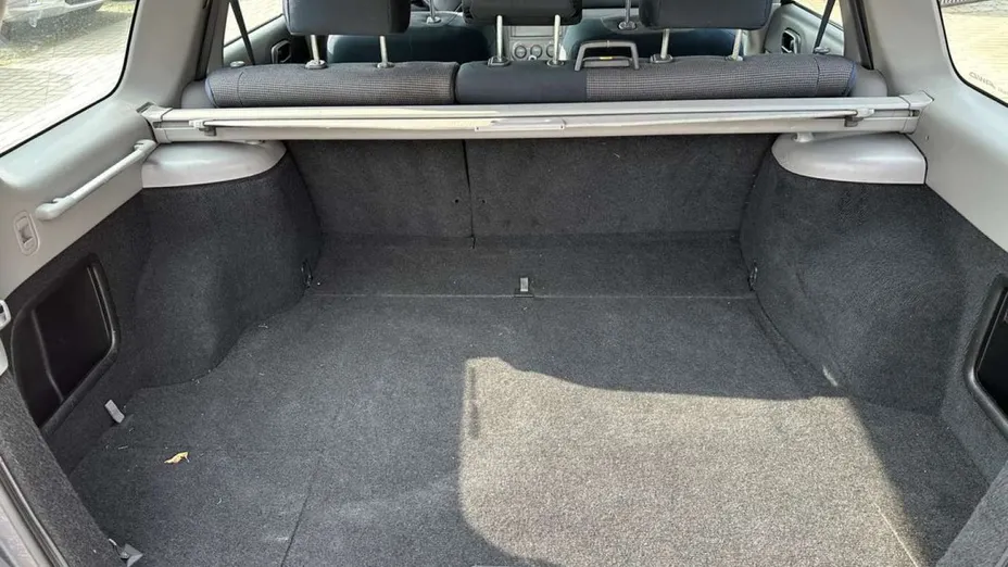 SUBARU Forester -