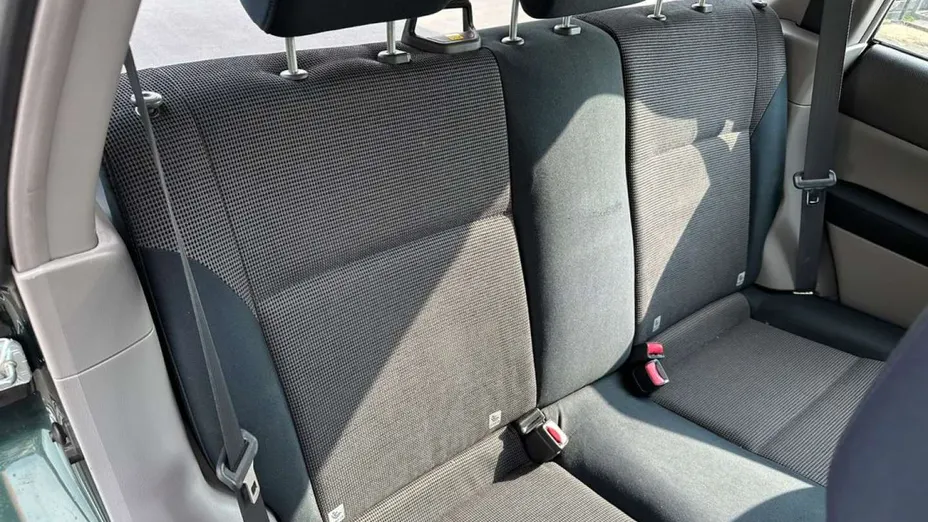 SUBARU Forester -