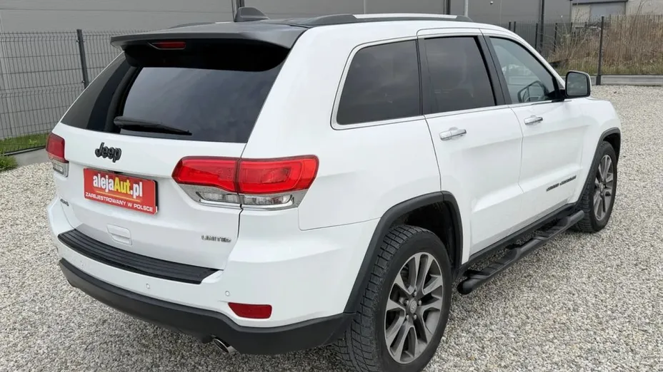 JEEP Grand Cherokee -