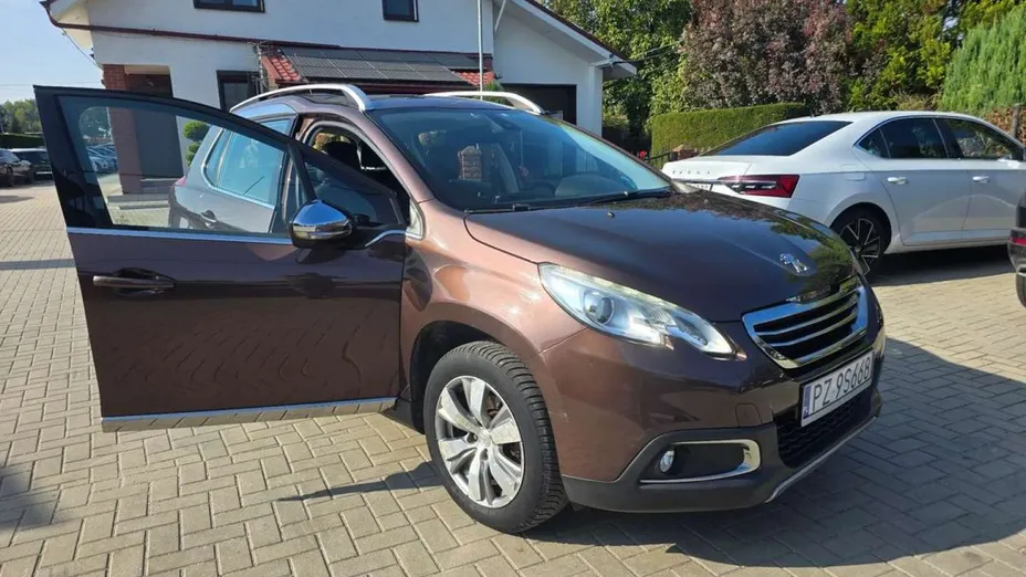 PEUGEOT 2008 -