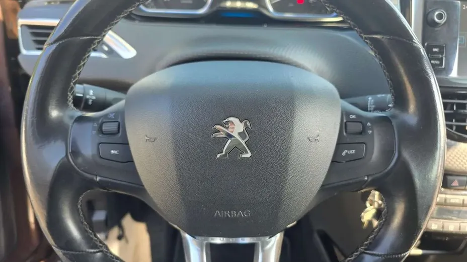 PEUGEOT 2008 -