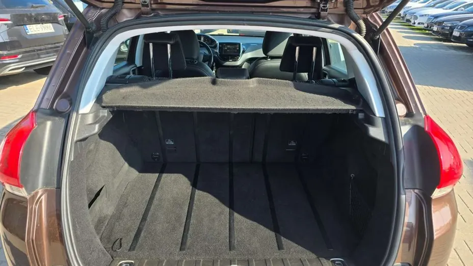 PEUGEOT 2008 -