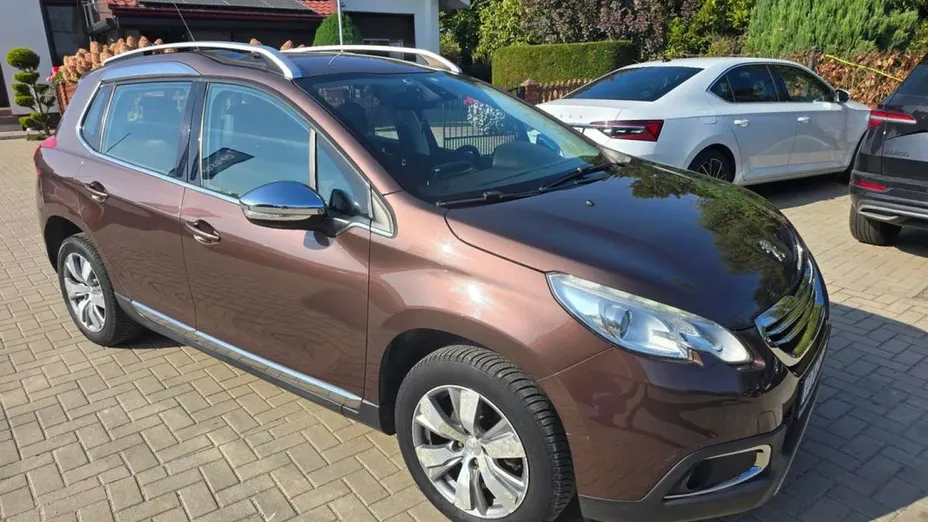 PEUGEOT 2008 -