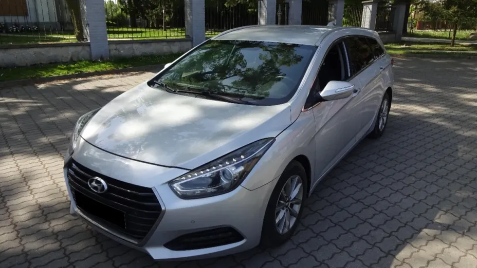 HYUNDAI i40 -