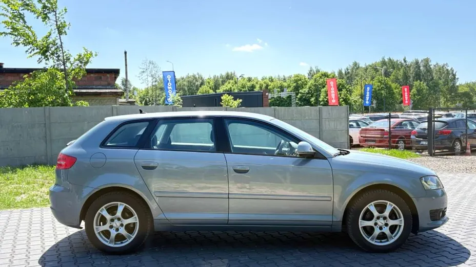 AUDI A3 Sportback -