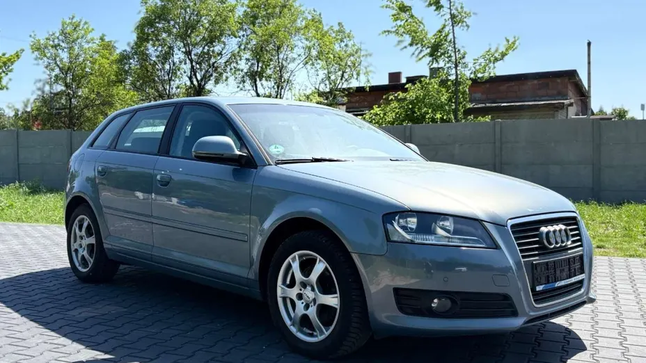 AUDI A3 Sportback -