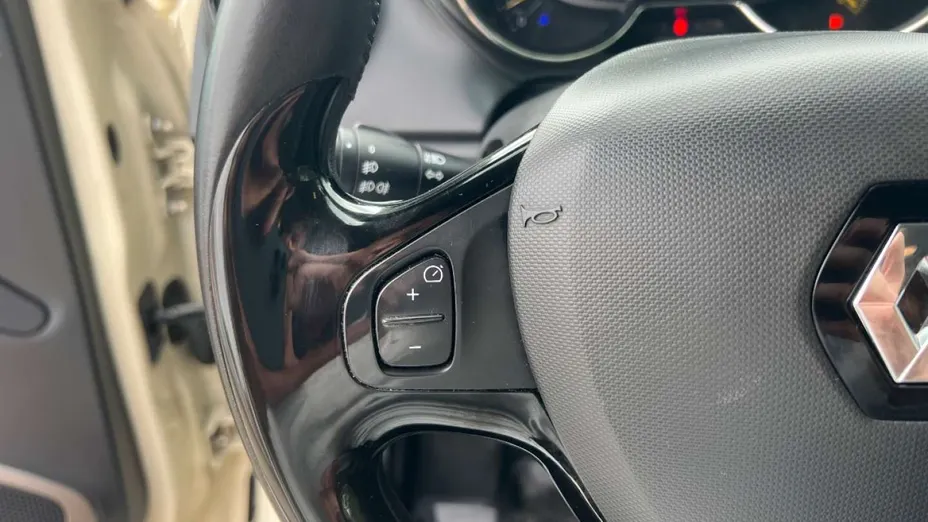 RENAULT Captur -