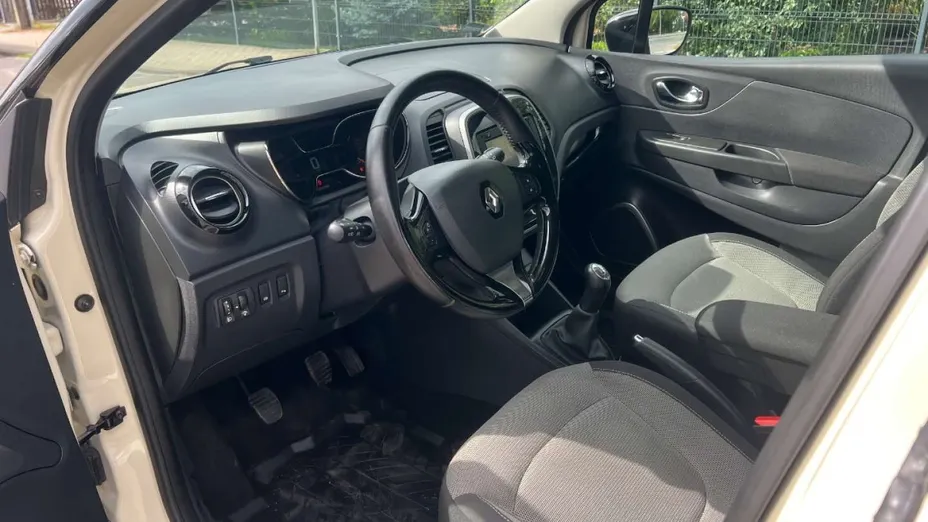 RENAULT Captur -