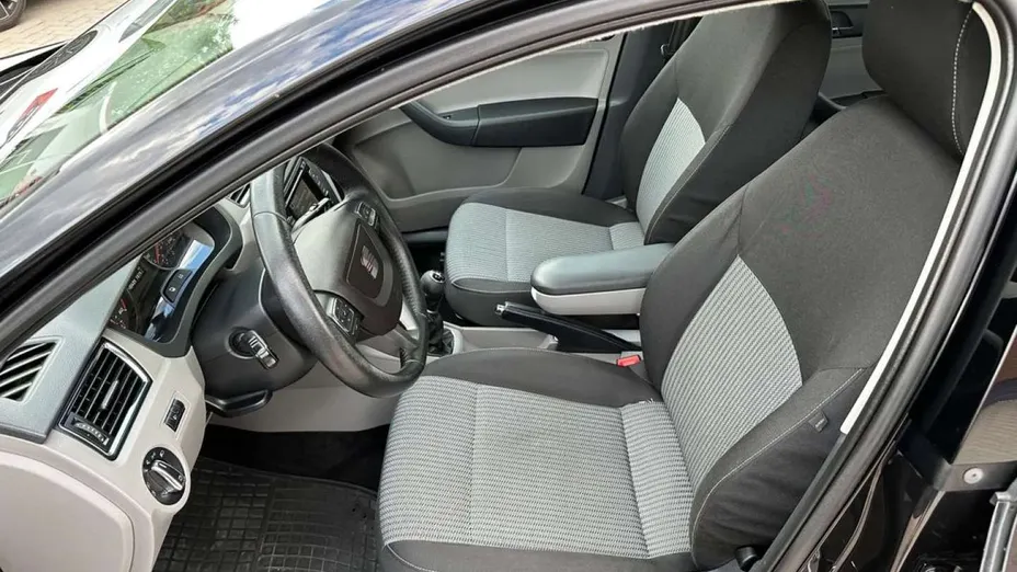 SEAT Toledo -