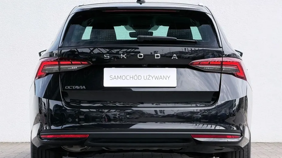 SKODA Octavia -