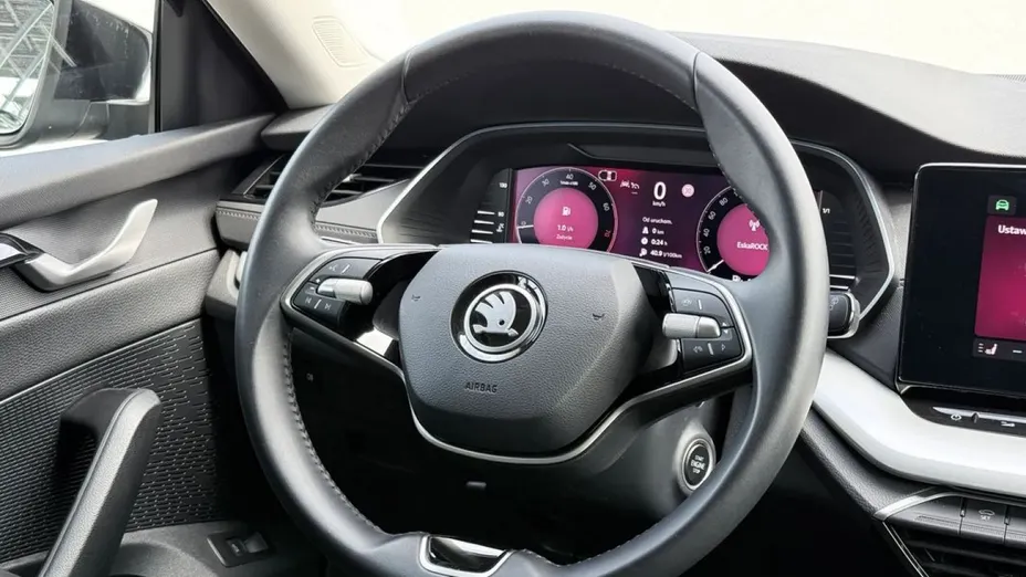 SKODA Octavia -