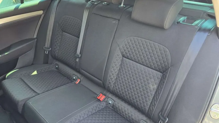 SKODA Superb -