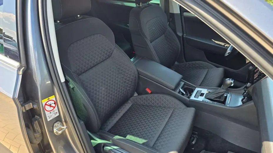 SKODA Superb -