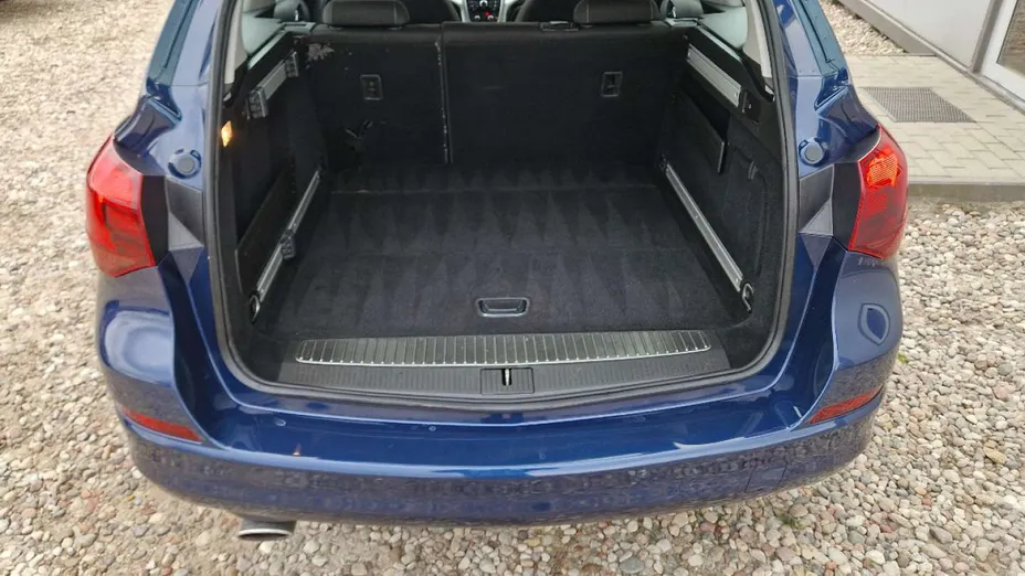 OPEL Astra -