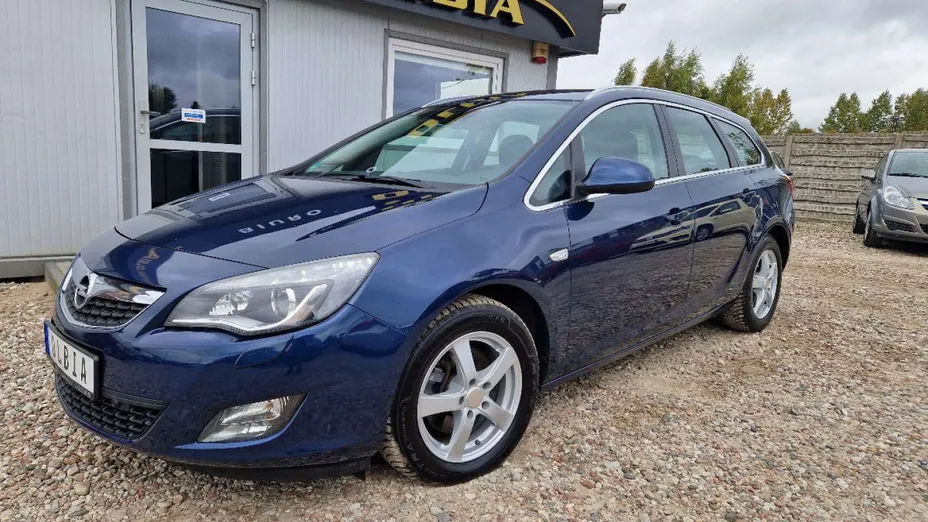 OPEL Astra -