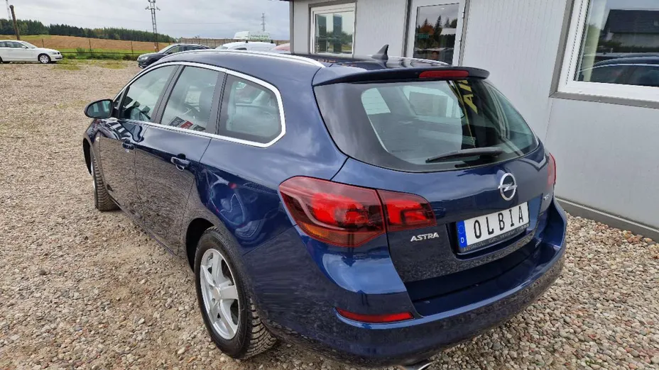 OPEL Astra -