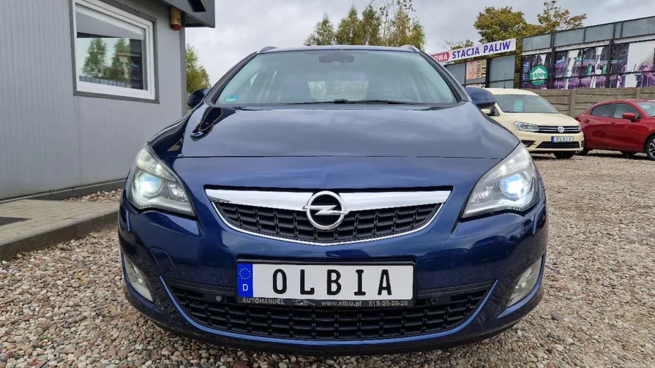 OPEL Astra -