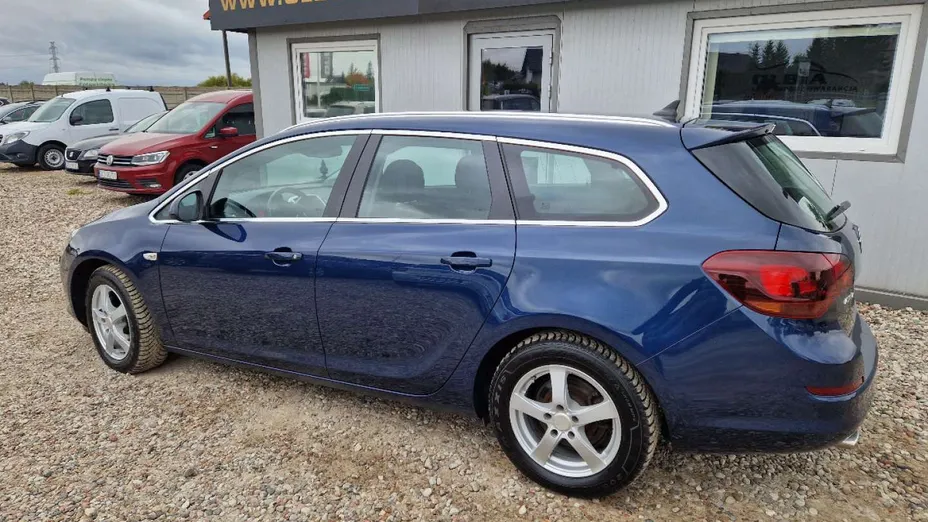 OPEL Astra -
