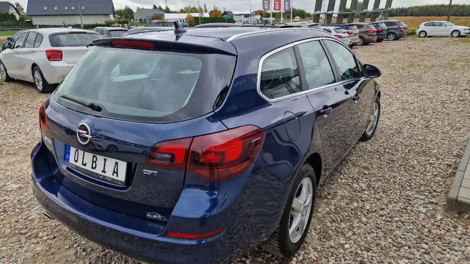 OPEL Astra -