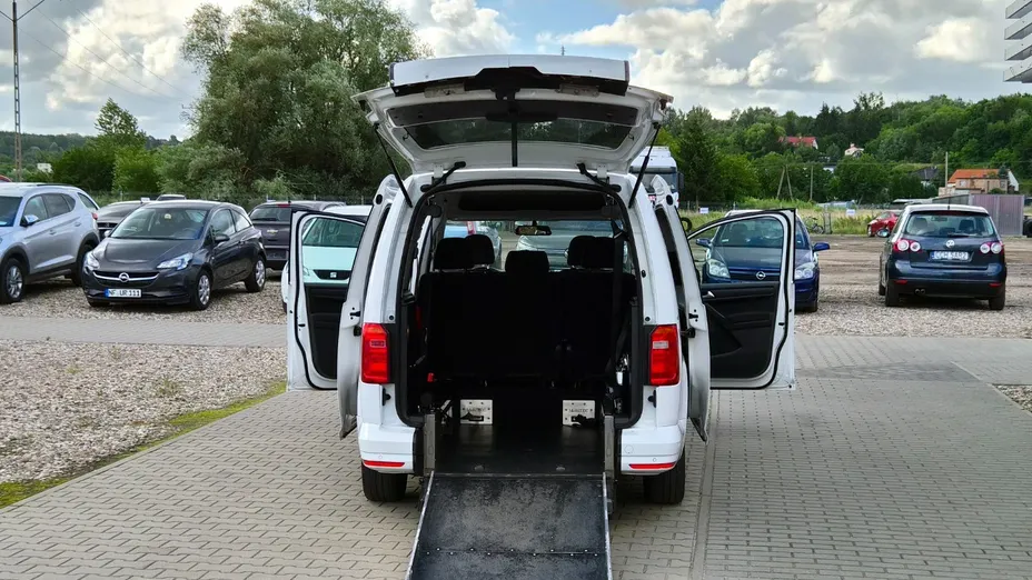 VOLKSWAGEN Caddy -